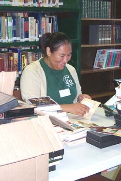 Sophie Torres labeling books